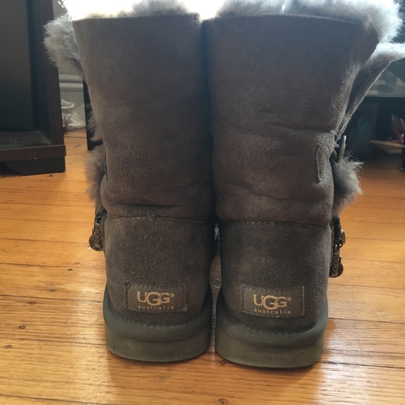 **SOLD*** UGG Gray Boots with Charm - Picture 2 of 5